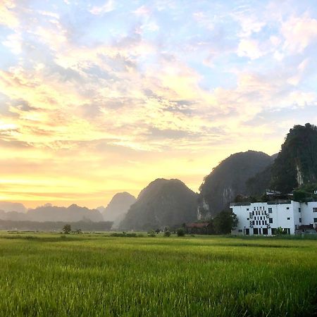 Liberty Hall Tam Coc Hotel & Villa 宁平 外观 照片
